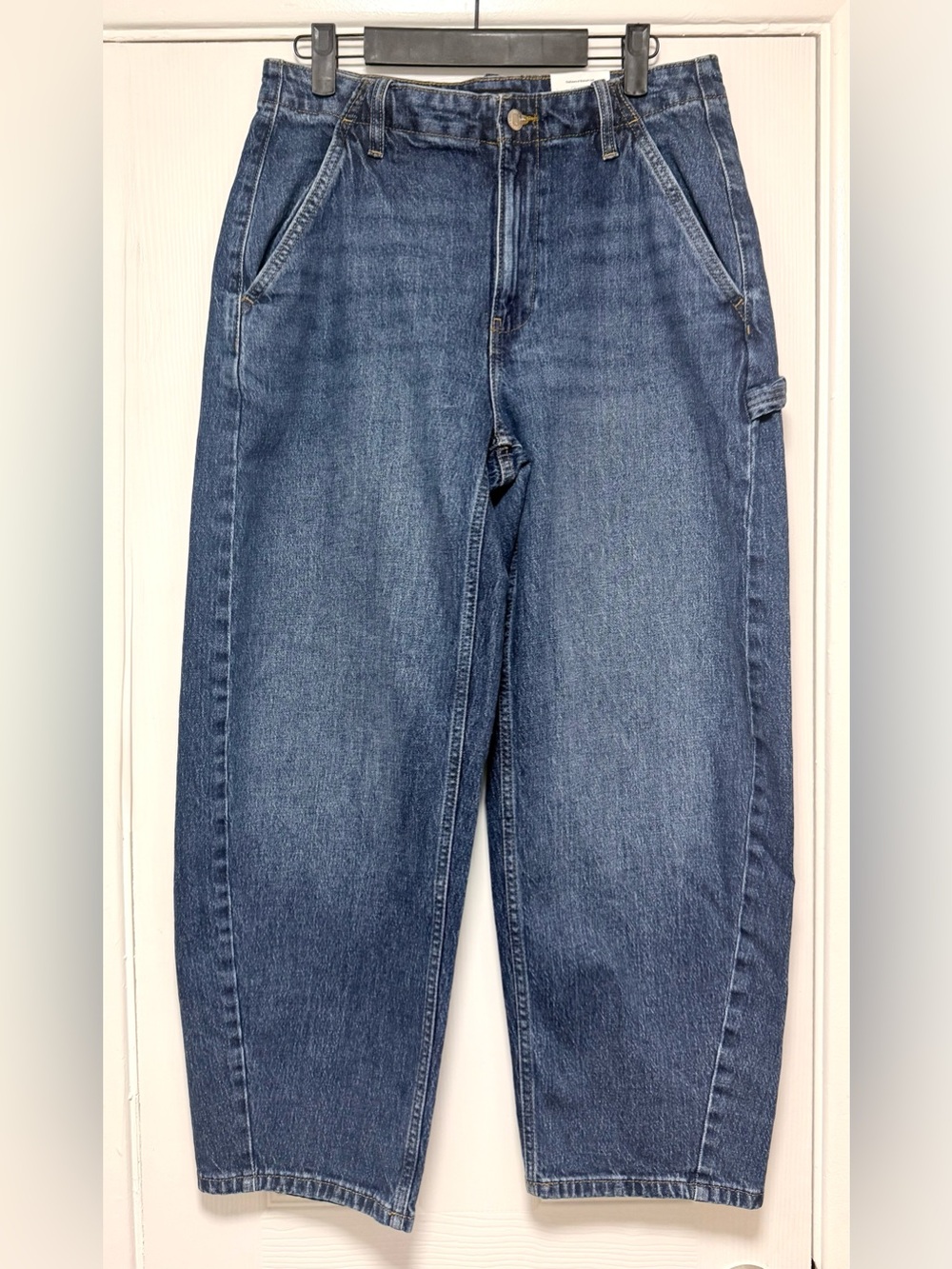 Relaxed Boyfriend Jeans in Medium Blue